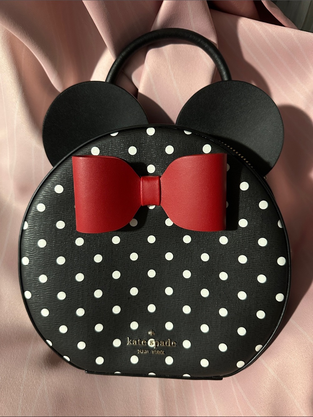 NWOT kate spade Black and White Polka Dot Round Crossbody with Red Bow